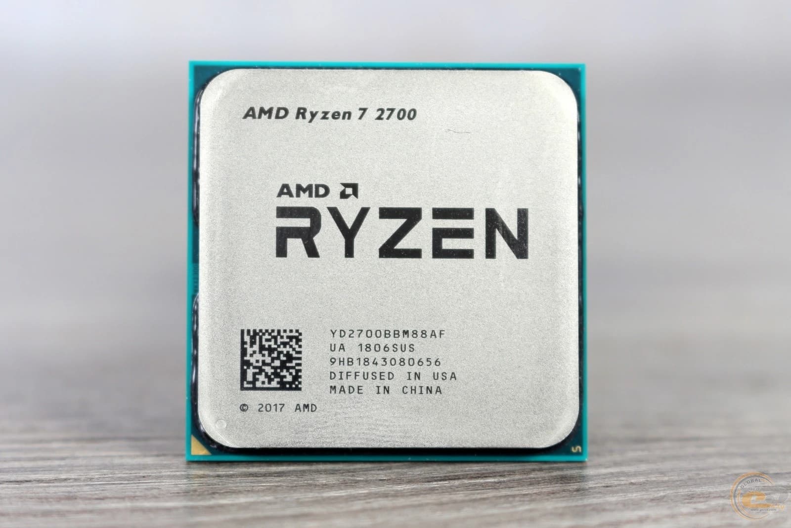 AMD R7 2700